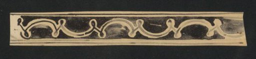 Band with a line motif