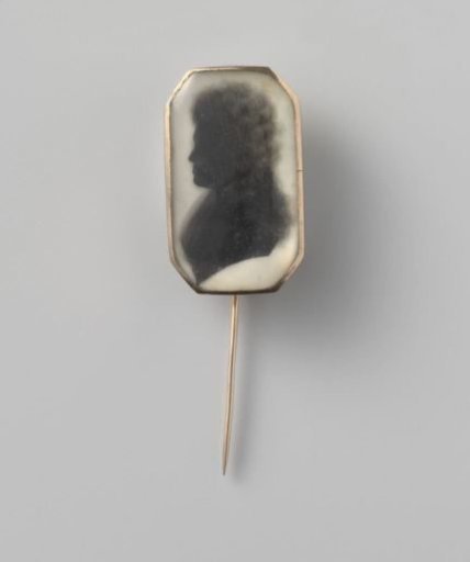 Brooch with a Silhouette Portrait of a Woman