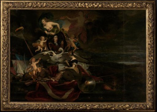 Carved and gilded frame in Spanish or Italian style with a renversé profile