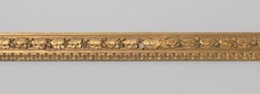 Fragment of a frame: gilded frame with pâte ornaments, bottom rail.
