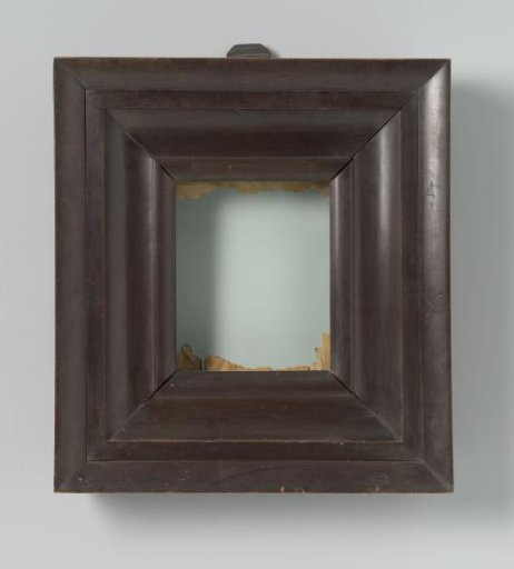Black hollow moulded frame