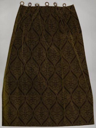 Two curtains of brown tripe with "Meiranken" pattern