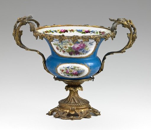 Urn