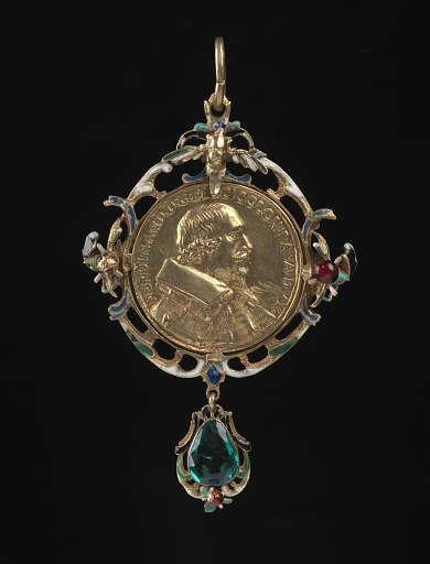Pendant
