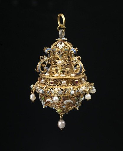 Pendant
