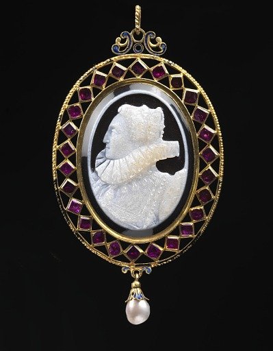 Pendant