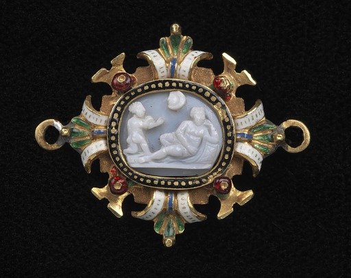 Dress Ornaments