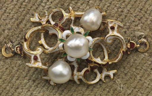 Dress Ornaments