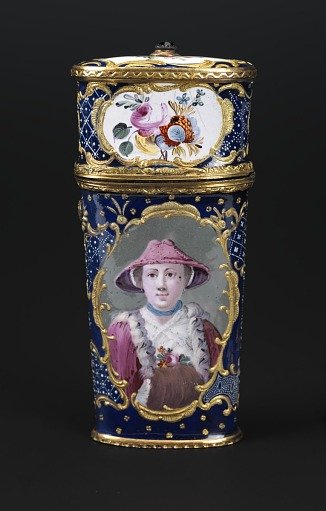 Etui