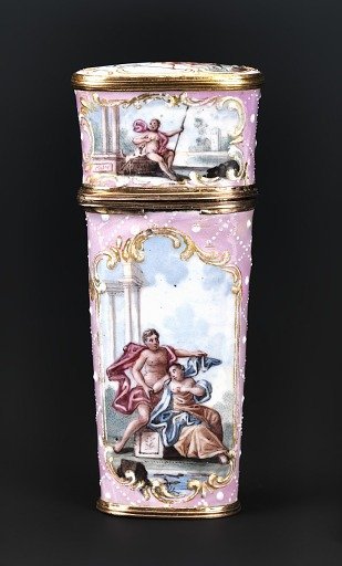 Etui