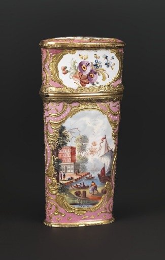 Etui