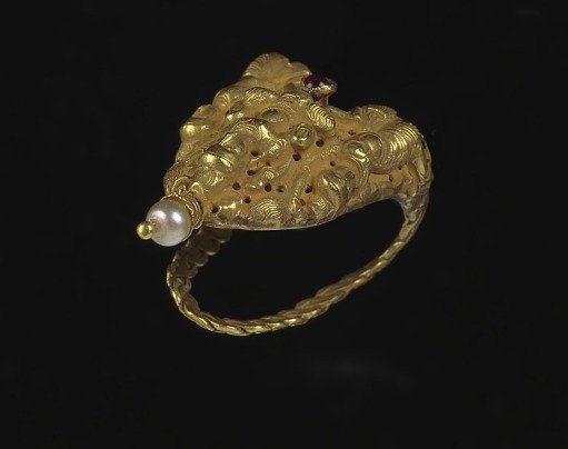 Ring